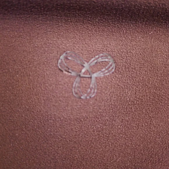 TNA Burgundy Leggings - Picture 4 of 8